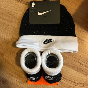 New Baby Hat and Booties- Nike
